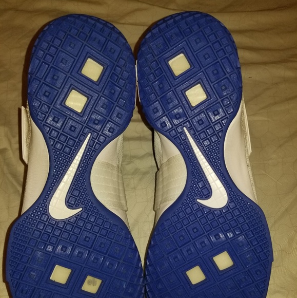 Lebron James Soldier 10's (Size 17) - Picture 3 of 4